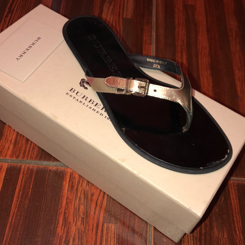 Burberry sandals